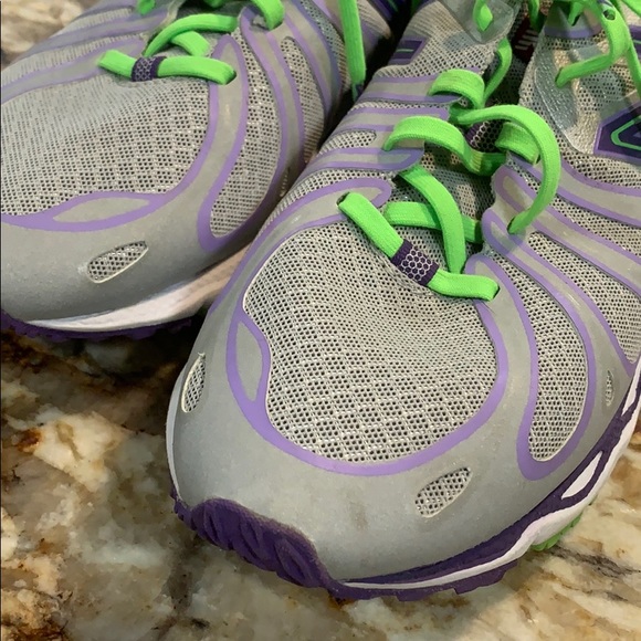 Women’s sneakers 8 1/2 - Picture 8 of 12